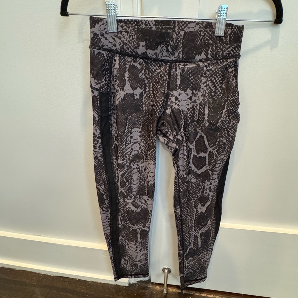 Human Performance Engineering Animal Print Capri … - image 1